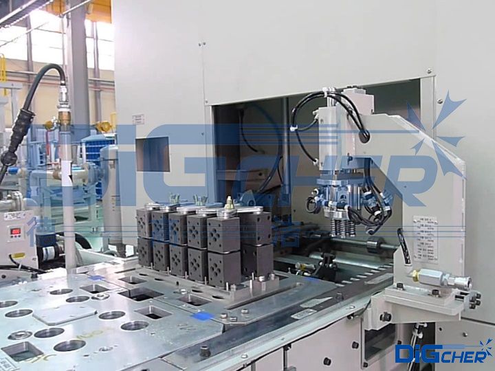 通過式去毛刺加工線工件傳動(dòng)